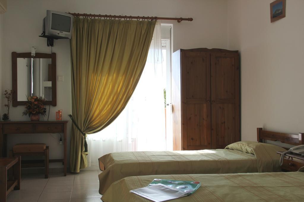 Maria Rooms Agia Ermioni ภายนอก รูปภาพ