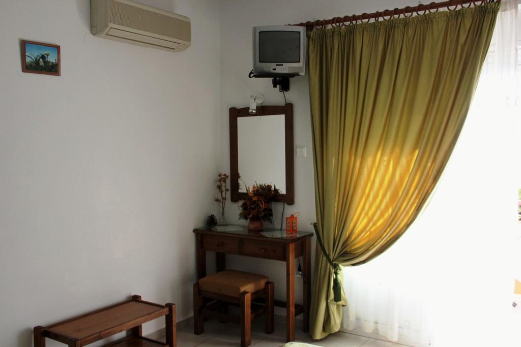 Maria Rooms Agia Ermioni ภายนอก รูปภาพ
