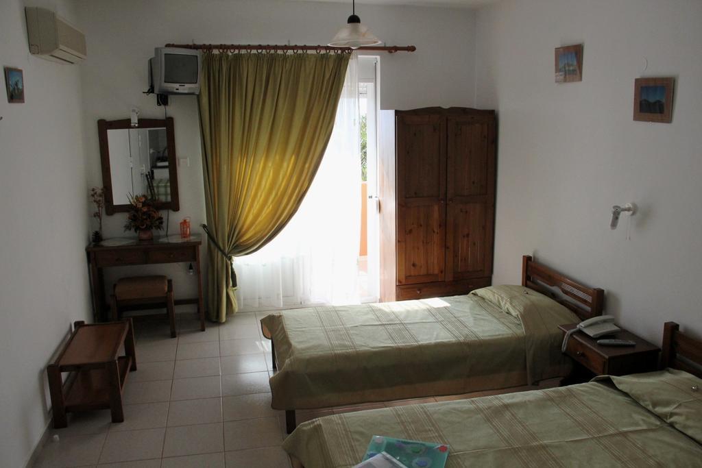 Maria Rooms Agia Ermioni ภายนอก รูปภาพ